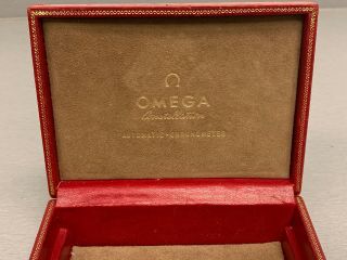 VINTAGE 1950 ' s OMEGA RED LEATHER WRIST WATCH DISPLAY BOX.  RARE BOX 7