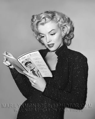 Marilyn Monroe Beauty Reading A Mag (1) Rare 4x6 Photo
