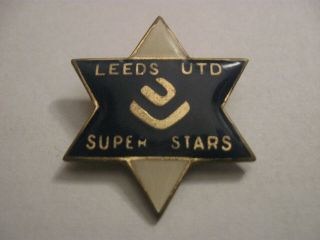 Rare Old Leeds United Football Club Stars Metal Brooch Pin Badge