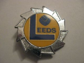 Rare Old Leeds United Football Club Rossette Metal Insert Brooch Pin Badge