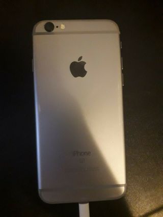Apple iPhone 6s - 16GB - Space Gray  A1688 (CDMA,  GSM) (CA) RARE IOS 10.  1 2