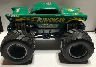 Avenger Hot Wheels Monster Jam Monster Truck Series 1:24 Scale 2004 Very Rare