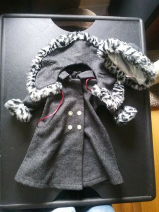 American Girl Dolls Nellie Winter Coat,  Collar,  And Hat Retired Rare