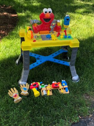 Elmo Sing And Giggle Tool Bench Rare Vintage 2006