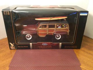 Rare Yat Ming Road Signature 1:18 Die Cast Car 1948 Ford Woody W/real Wood Panel