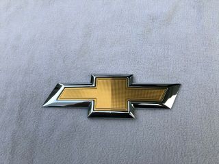 2016 - 18 Chevy Malibu Trunk Tailgate Oem Emblem Gold 23125930 Logo Rare