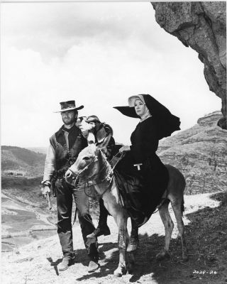 Rare 8x10 Press Still Two Mules For Sister Sara Clint Eastwood