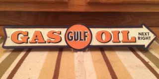 Embossed Gulf Gas And Oil Arrow Pump Globe Sinclair Bottle Mobil Can Texaco Ford