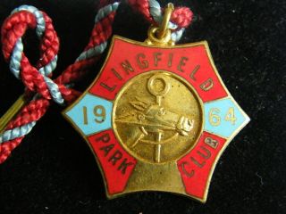 Rare 1964 Lingfield Park Club Members Badge Number 375