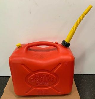 Rare Vintage Scepter 5 Gallon Gas Can W/ Pre - Ban Spout & Vent Cap.  Canada Made.