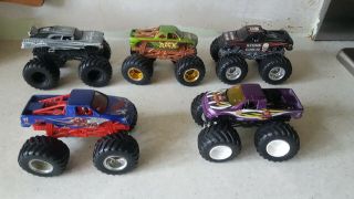 Hot Wheels Monster Jam Trucks Rey Mysterio Rare Truck Bundle X 5 Wwe Set 1:64