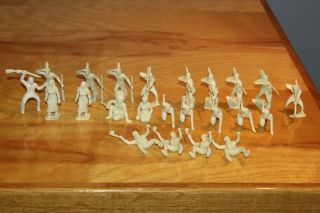 Marx Rare 23 Fort Apache 60mm Cream Indian Warriors Vintage Early 1950 