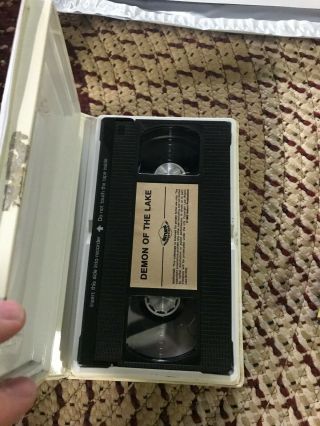 DEMON OF THE LAKE SATURN HORROR SOV SLASHER RARE OOP VHS BIG BOX SLIP 2