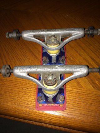 Vintage Grind King Skateboard Trucks 7.  5 " Pair Rare Red White Blue Made In Usa