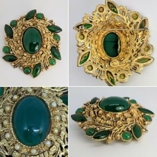 Large Rare Vintage Hattie Carnegie Green Carbachon Faux Pearl Gold 2.  75 " Brooch