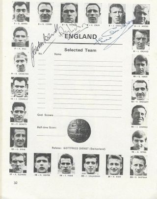 Very Rare Signed England 1966 World Cup Final Programme Hurst Peters Hunt Ball 3