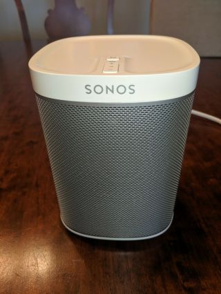 Sonos All In One Bookshelf Speaker Model: Play 1 - Rarely