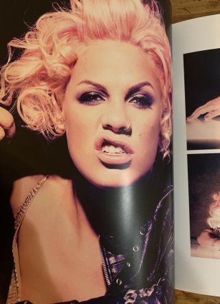 P Nk Alecia Moore 10 Years Andrew Macpherson Book Special Edition Rare Pink