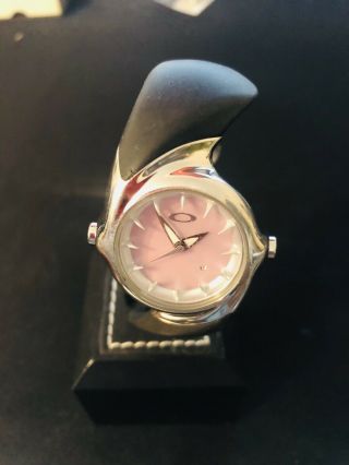Oakley Rare Crush 2.  5 Watch Polished Case Mother Of Pearl Pink Face Hard To Find