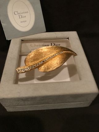 Rare Vintage Christian Dior Brushed Gold Rhinestone Center Leaf Brooch Pin Euc