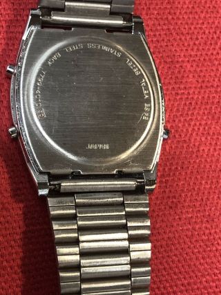 Very Rare Vintage LORUS Y799 - 4010 Digital Alarm Chronograph Watch Circa.  1982 4