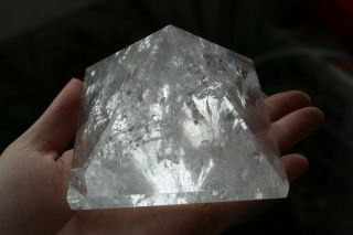 Top 581g Rare Natural Transparent Clear Quartz Crystal Pyramid Healing A21