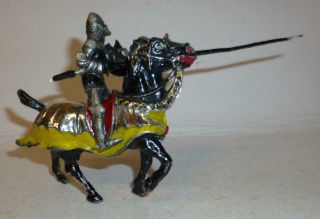Sacul Rare Vintage Lead Mounted Medieval Knight With Lance - 1950 