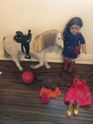 Rare American Girl Doll Saige With Accessories And Horse