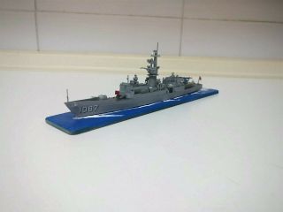Built 1/700 Ca - 35 Uss Kirk Ff - 1087 - Knox Class - Lamps I.  Very Rare.  For Collectors