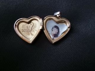 RARE SELENA QUINTANILLA OFFICIAL GOLD TONE LOCKET WITH PICTURE VINTAGE 2