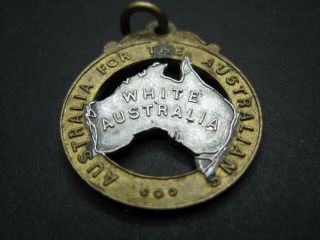 Very Rare White Australia Badge,  Fob Medallion,  Double Sided.  Ca.  1920,  Vgc.  7/8 " Diam.