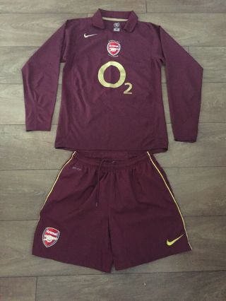 Arsenal Away Shirt 1913 - 2006 Rare Long Sleeve & Shorts
