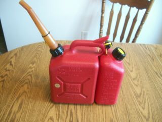 Rare Wedco W - 150 Chainsaw Two Part Gas Can Bar Oil Vented Old Style Fuel Jug