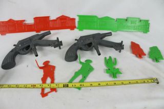 Vintage Ideal Gun Fight OK Corral Game Toy Parts Accessories Rare Old Cactus 2
