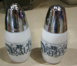 Corelle Old Town Blue Salt Pepper Shakers Gemco Onion Rare