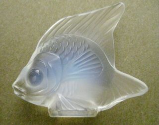 Lalique Opalescent Crystal Fish Seal - Rare - Cachet Poisson