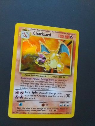 Pokémon Base Set Charizard Holo 4/102