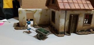Figarti Miniatures 1/30 D 0923 Normandy Bombed Village House & Figure VERY RARE 2