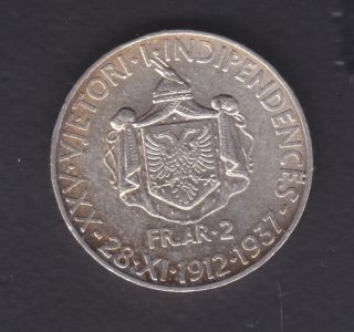 1912 - 1937 Albania.  2 Fr.  Ar.  Silver Coin 10 Gr Rare.  See The Picture.  1033
