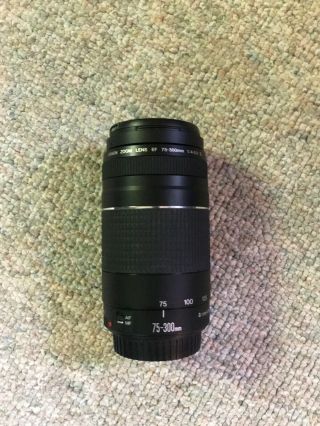Canon EF 70 - 300mm f/4 - 5.  6 AF IS USM Lens - RARELY 2