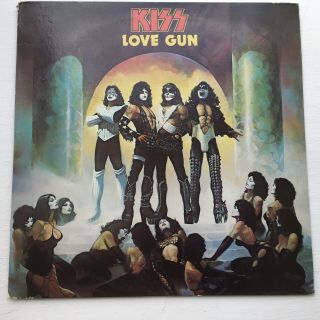 Kiss - Love Gun - Near - W/pic.  Rare Sleeve And Fold - Out Love Gun - Casablanca - 1977