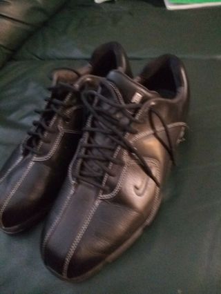 Rare Nike Air Tour TW Tiger Woods Black Leather Golf Shoes,  317612 - 001,  Size 8.  5 2