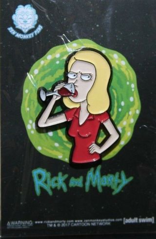 Rick And Morty Rickmobile Exclusive Beth Drinking Pin Very Rare