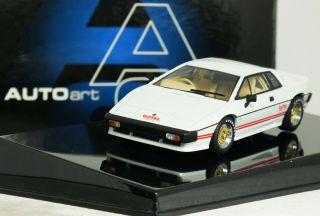1:43 Autoart " Lotus Esprit S2 Turbo " James Bond 007: For Your Eyes Only 