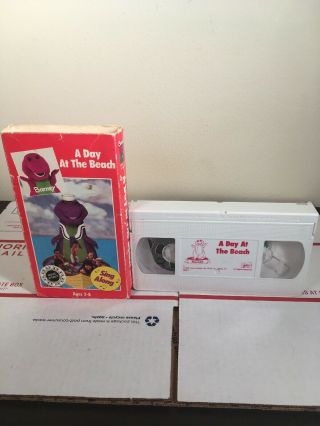 Barney A Day At The Beach White Vhs Tape 1992 Vintage Movie Rare Htf Pbs Kids