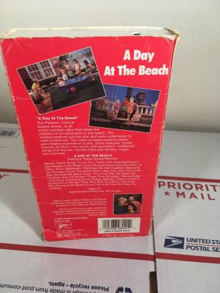 Barney A Day at the Beach White VHS Tape 1992 Vintage Movie Rare HTF PBS Kids 4