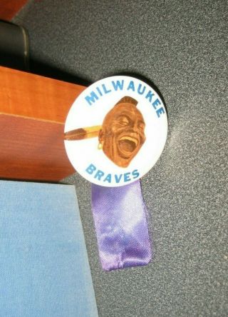Vintage Milwaukee Braves Chief Noc - A - Homa Booster Pin Button Rare Baseball 60 