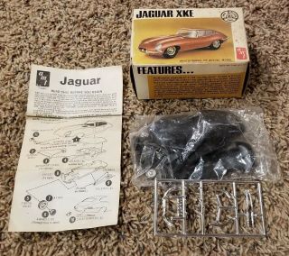 Amt Jaguar Xke Rare Black Plastic Model Kit T106 Complete
