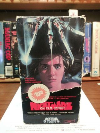 A Nightmare On Elm Street Vhs 1985 Media First Release Silver Label Rare Htf