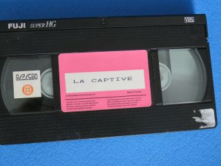 LA CAPTIVE (CAPTIVE) VHS G MEGA RARE FRENCH NTSC THRILLER 3